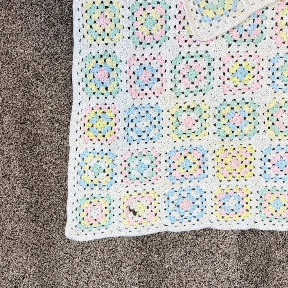 Vintage Handmade Granny Square Pastel Crochet Knit Blanket Roseanne Quilt 54x34